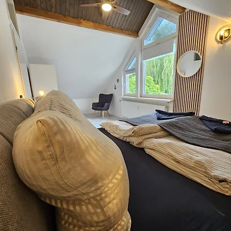 Tautraum Suite Mit Whirlpool Und Gruenem Ausblick Wilhelmshaven Extérieur photo