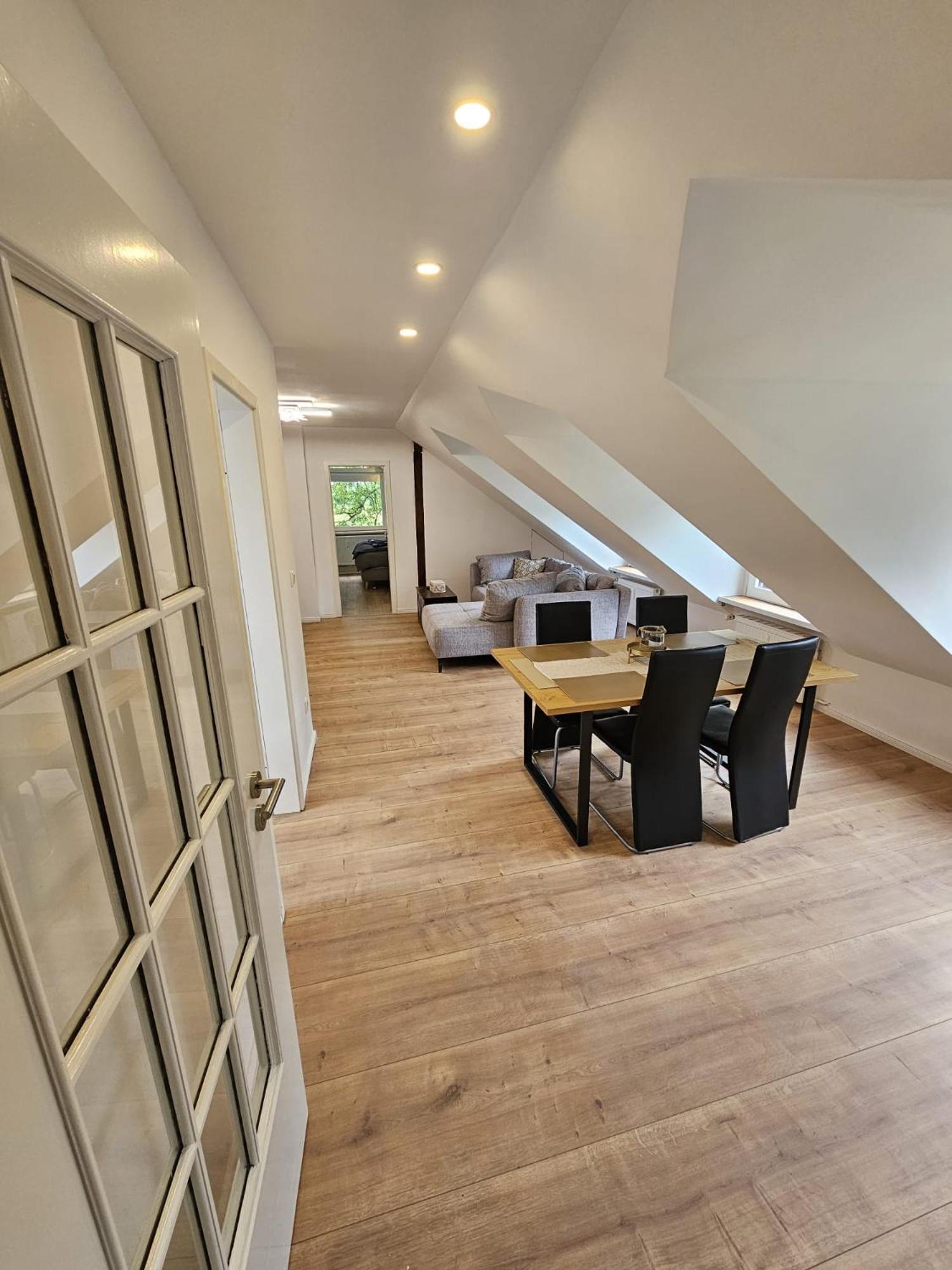 Appartement Tautraum Mit Whirlpool Und Gruenem Ausblick Wilhelmshaven