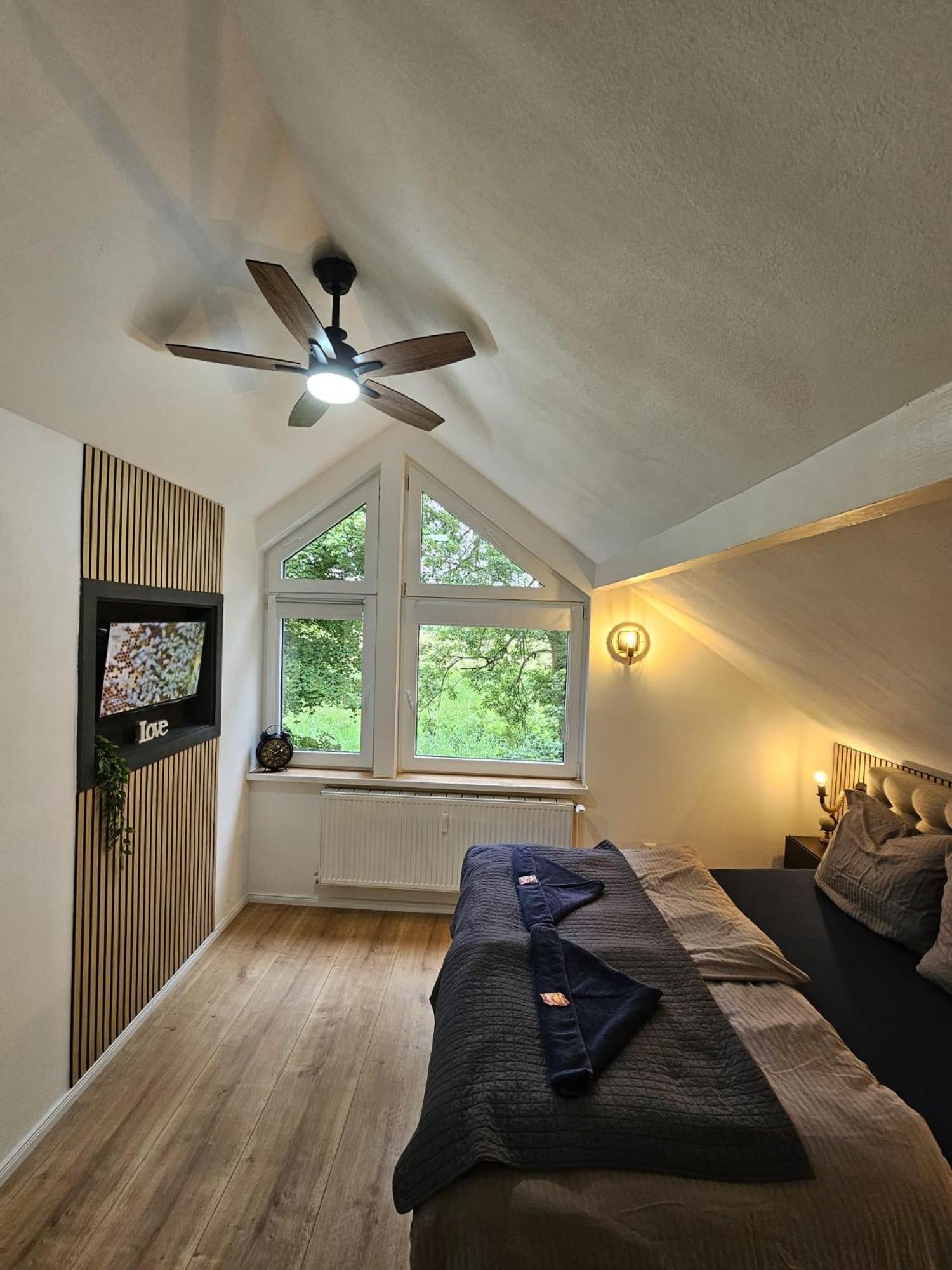 Tautraum Mit Whirlpool Und Gruenem Ausblick Appartement *